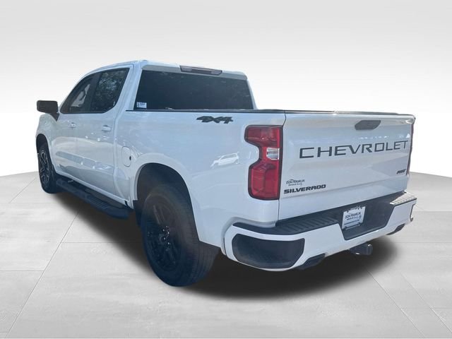 Used 2025 White Chevrolet RST image 3