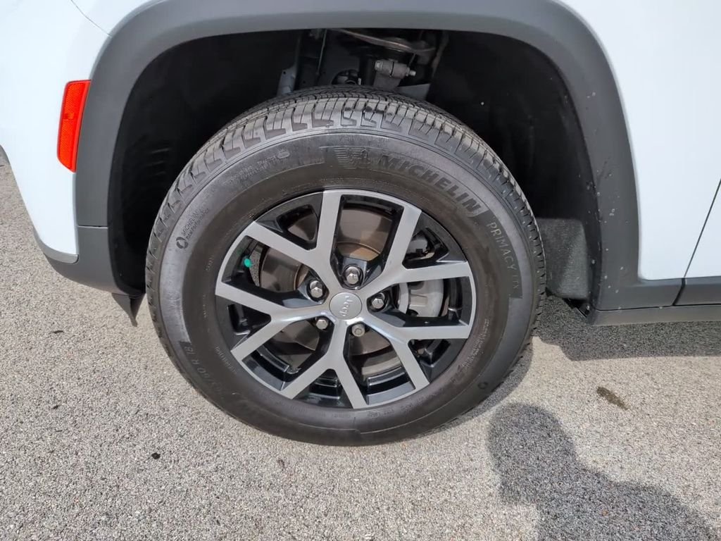 Used 2023 White Jeep Limited image 15