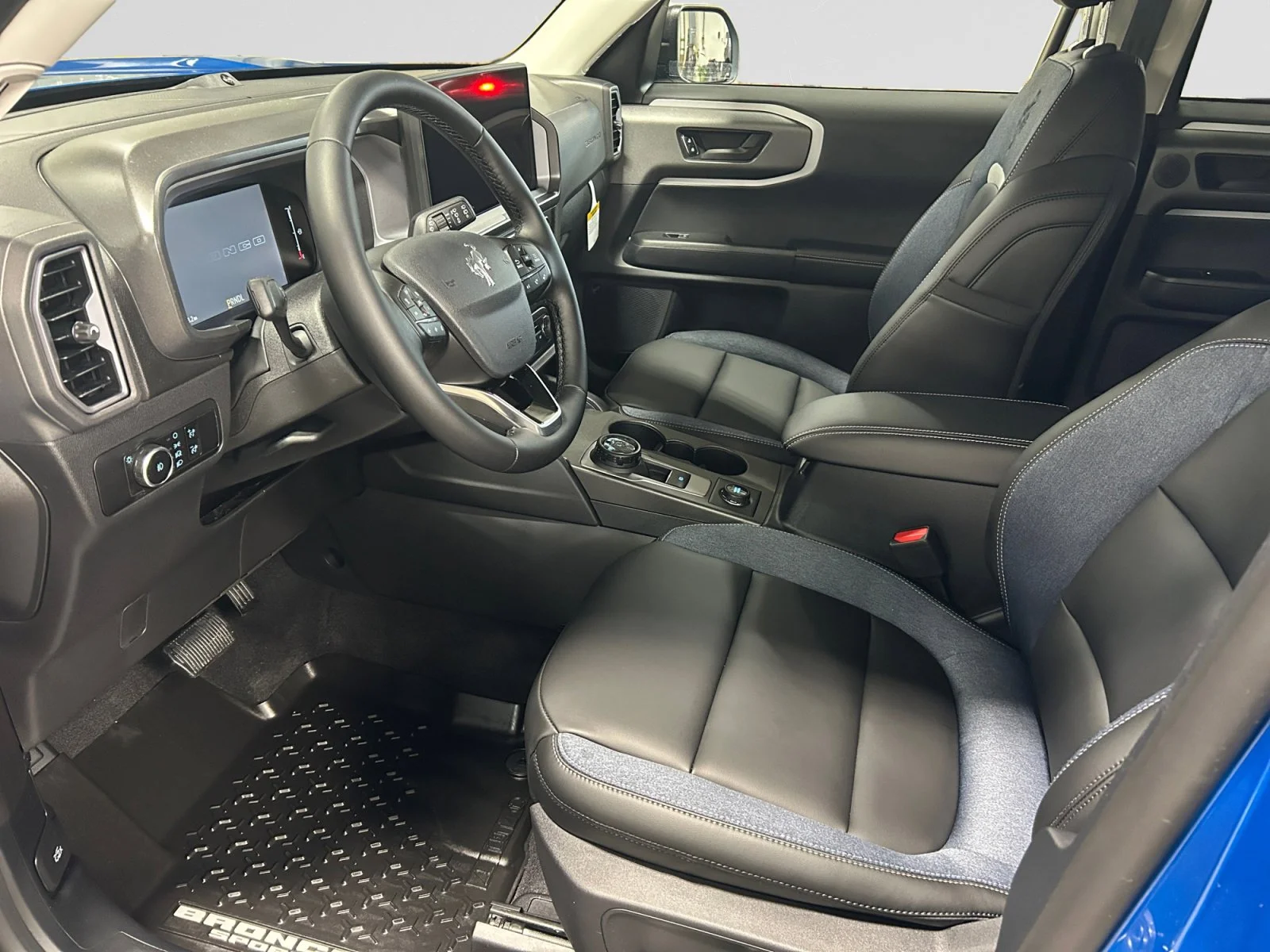New 2026 Velocity Blue Metallic Ford Outer Banks image 13