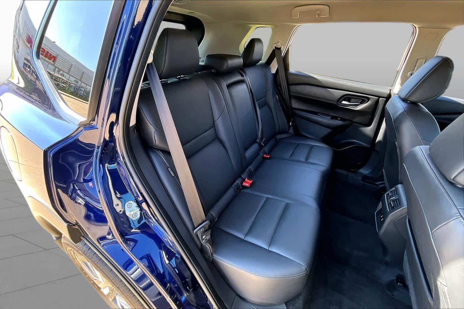 Certified Used 2025 Deep Ocean Blue Pearl Nissan SL image 18