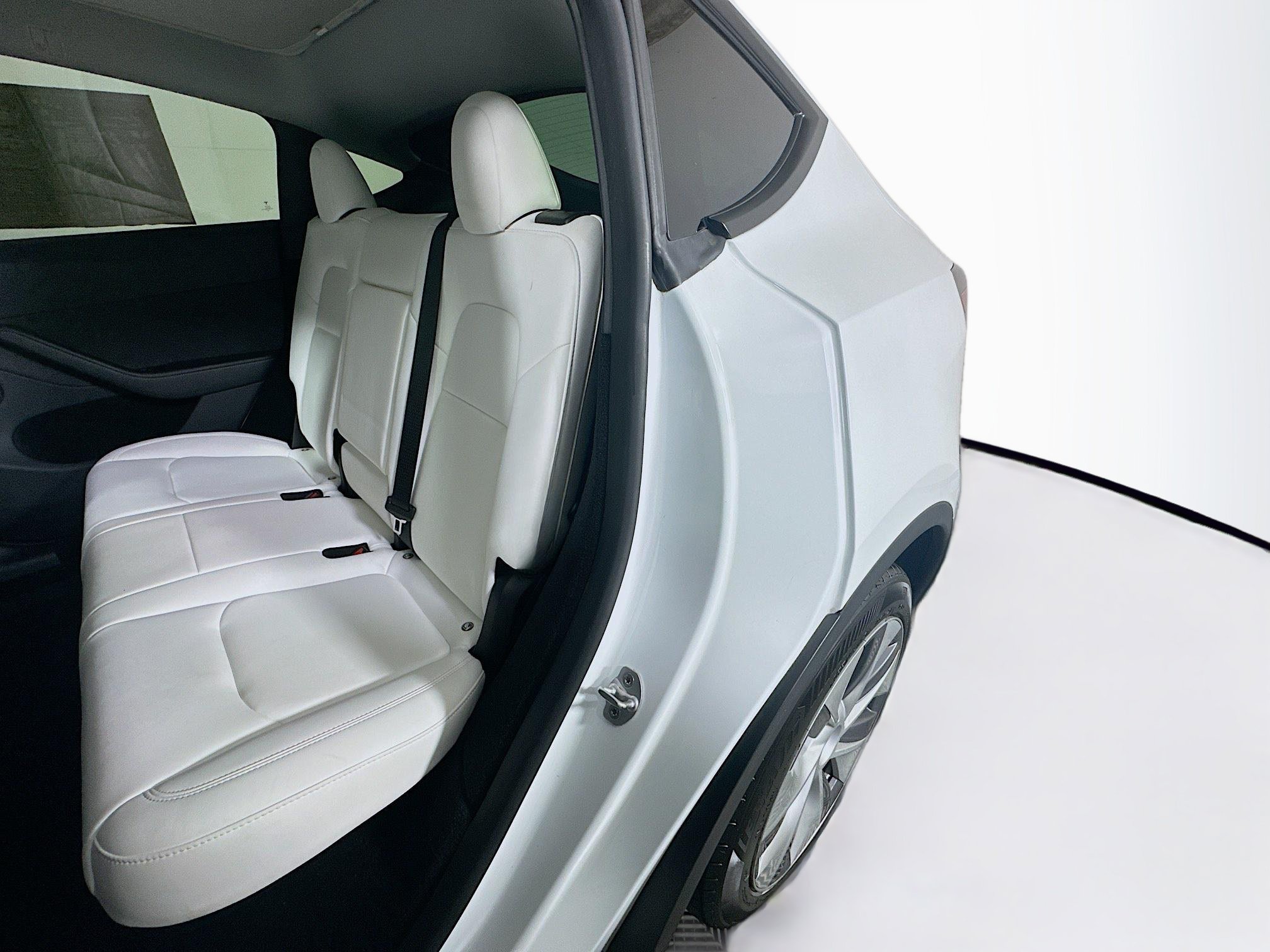 Used 2024 White Tesla Long Range image 25