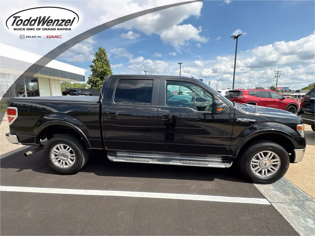 Used 2014 Black Ford LARIAT image 1
