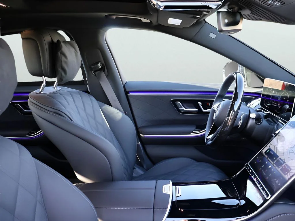 New 2026 Obsidian Black Metallic Mercedes-Benz S 580 image 10