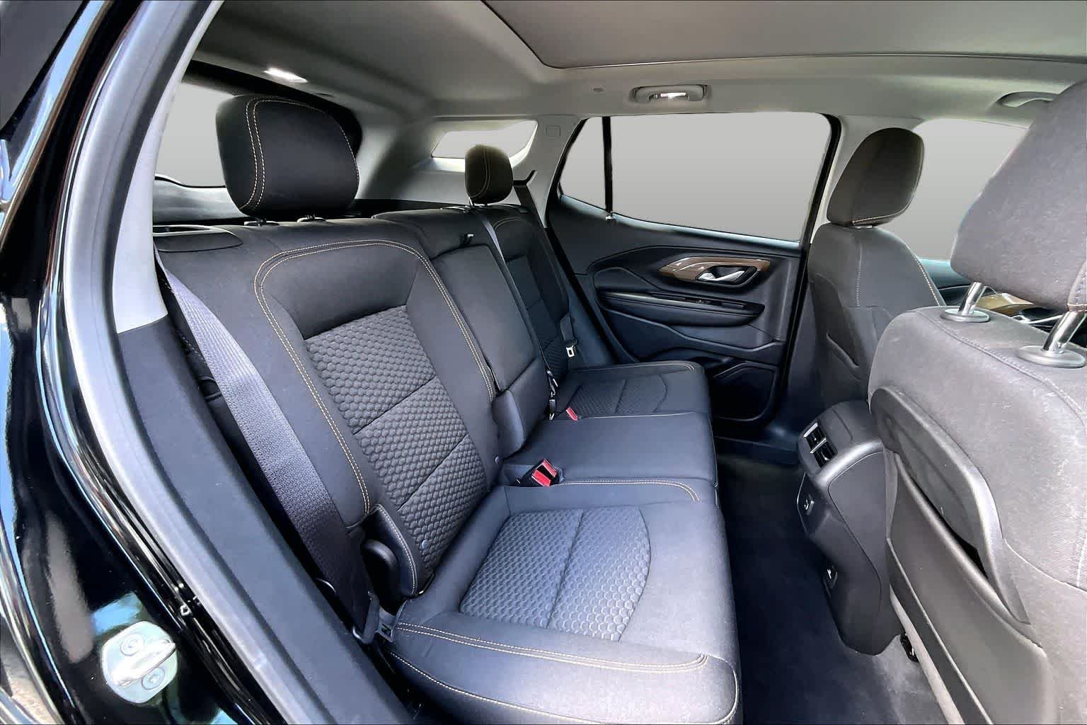Used 2019 Ebony Twilight Metallic GMC SLE image 20