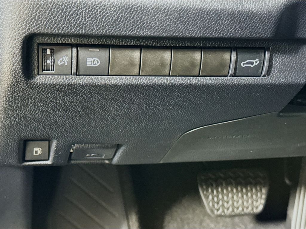 Used 2023 Midnight Black Metallic Toyota Hybrid XLE image 11