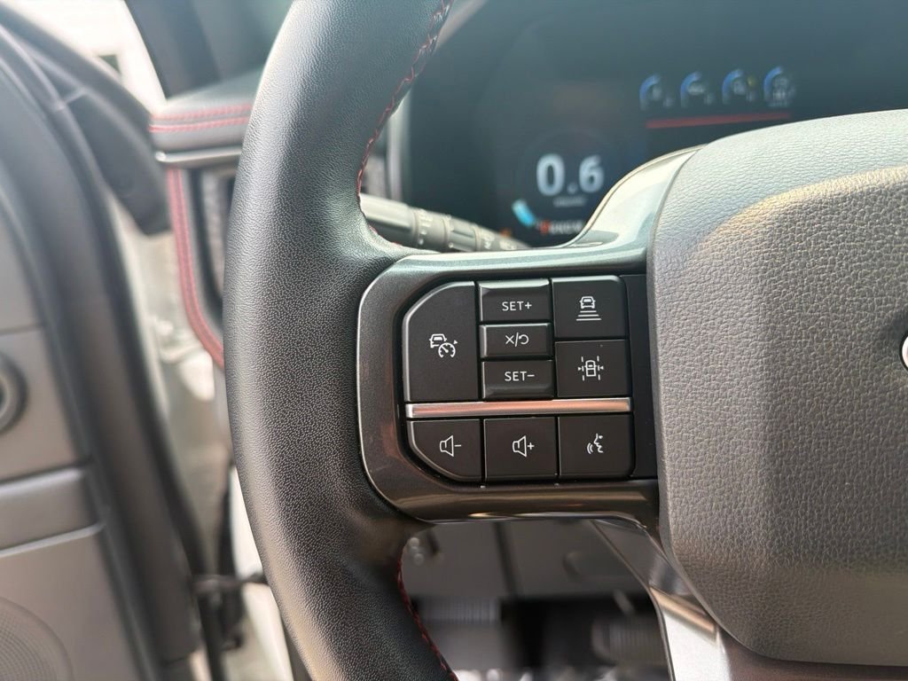 Used 2022 White Ford Limited image 19