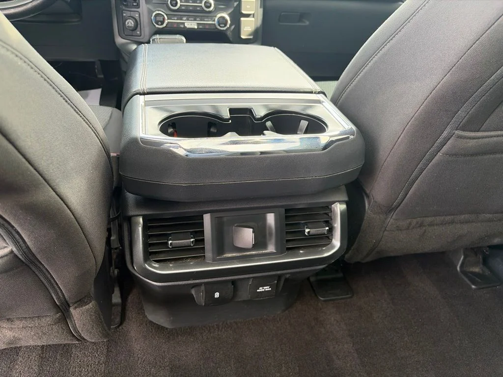 Used 2021 Silver Ford XLT image 16