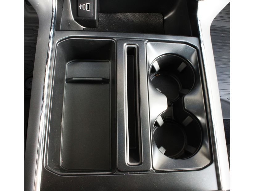 New 2026 Carbonized Gray Metallic Ford XLT image 8
