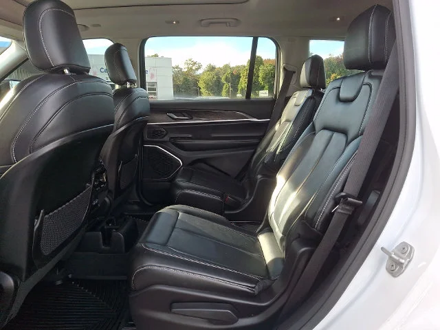 Used 2021 White Jeep Limited image 11
