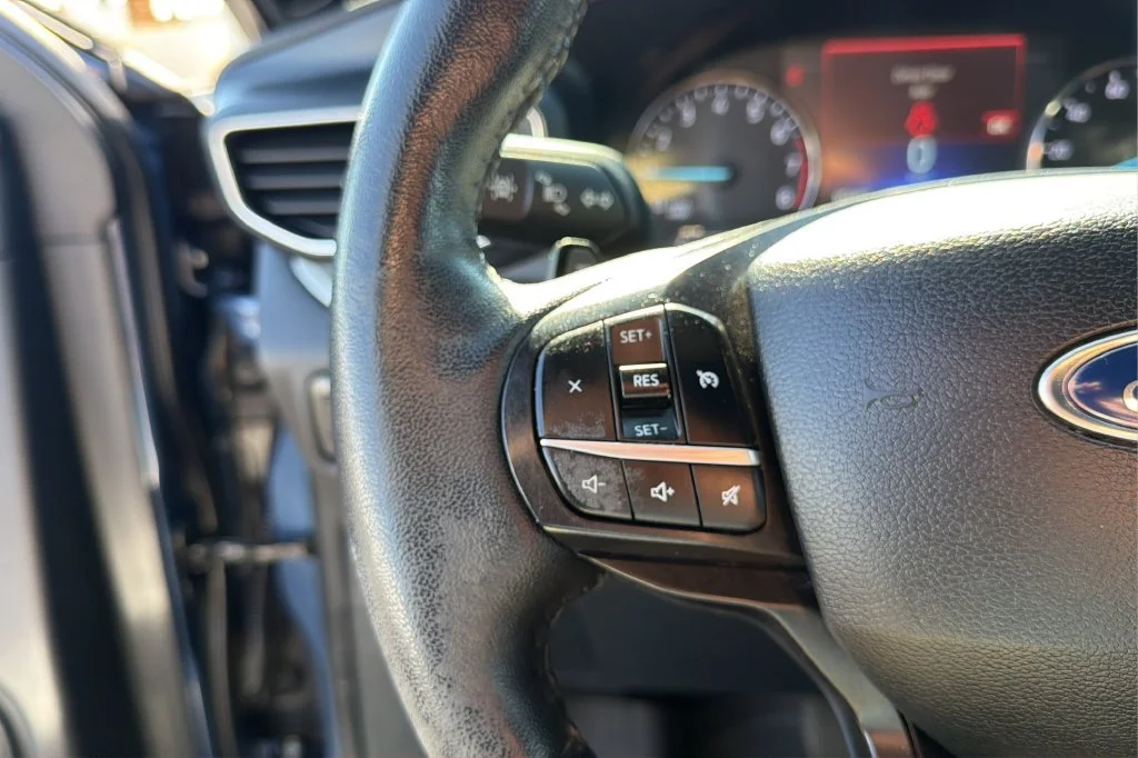 Used 2020 Blue Ford XLT image 22