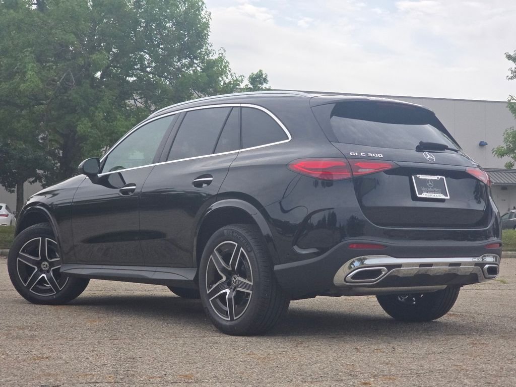 New 2026 Black Mercedes-Benz GLC 300 image 14