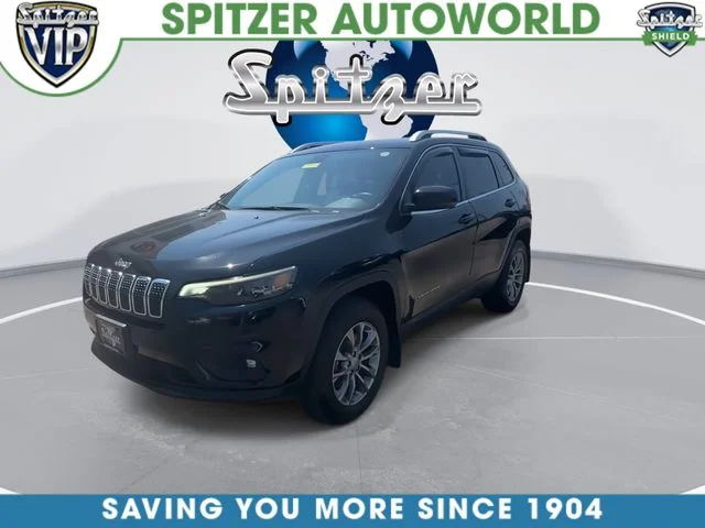 Used 2019 Black Jeep Latitude Plus image 4