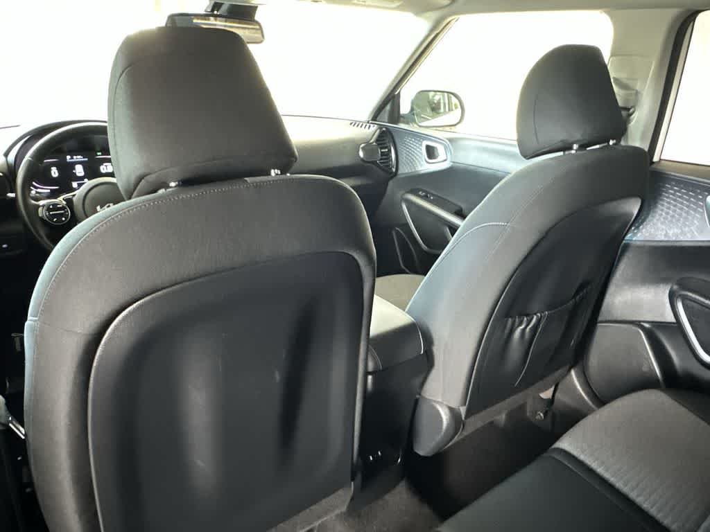 Used 2023 Snow White Pearl Kia EX image 23