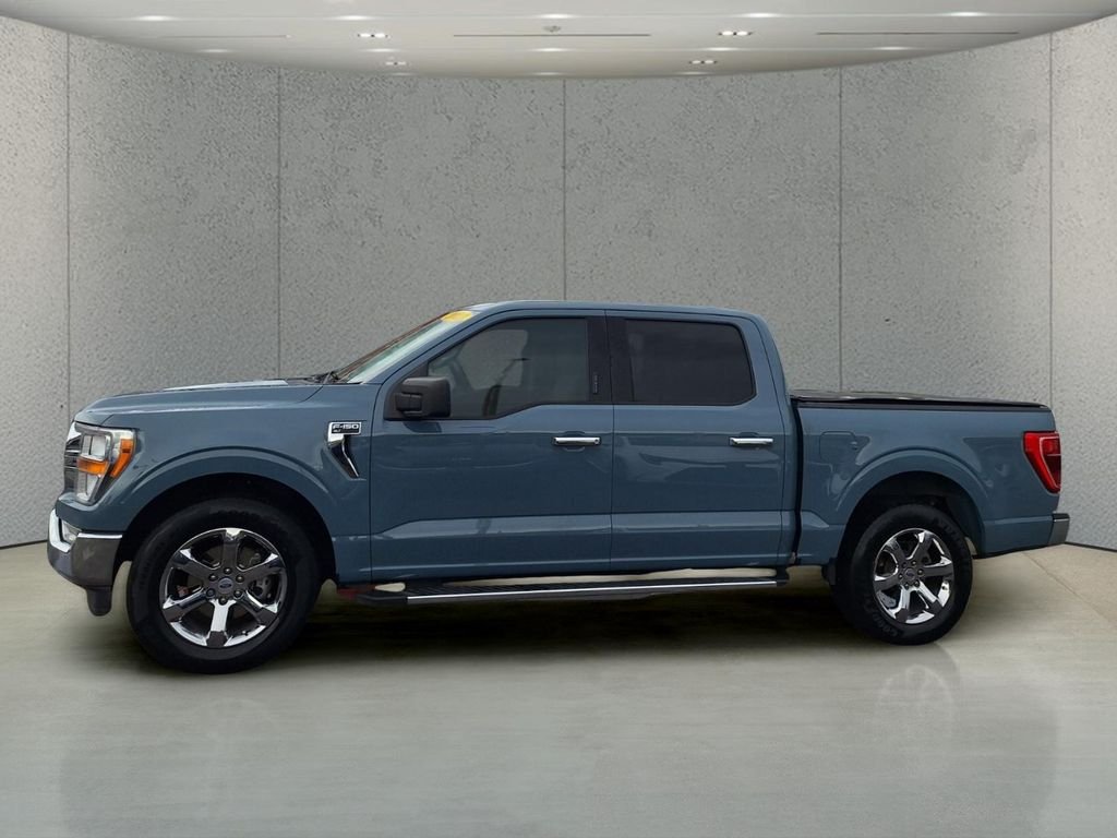Used 2023 Blue Ford XLT image 2