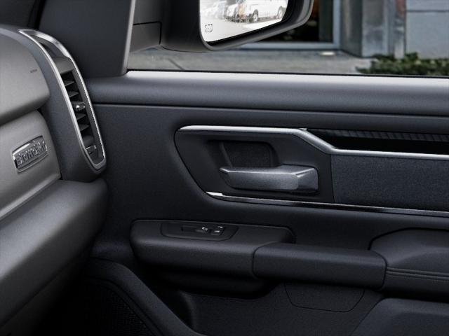 New 2026 Granite Crystal Metallic Clear-Coat Exterior Paint RAM Big Horn/Lone Star image 51