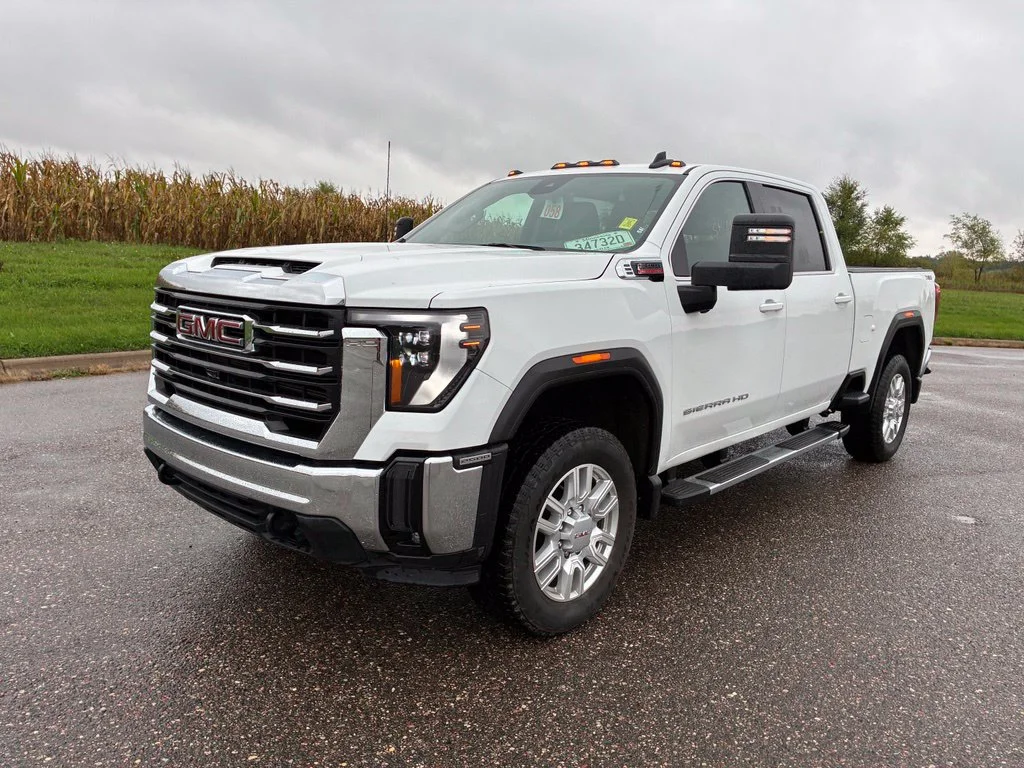 Certified Used 2024 White GMC SLE image 4