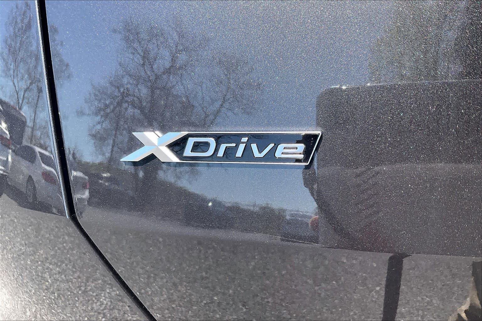 Used 2026 Dark Graphite Metallic BMW 30 xDrive image 15