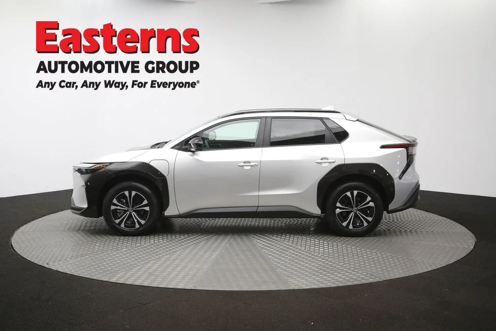 Used 2024 Silver Toyota XLE image 62