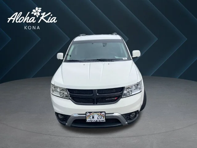 Used 2018 White Dodge Crossroad image 1