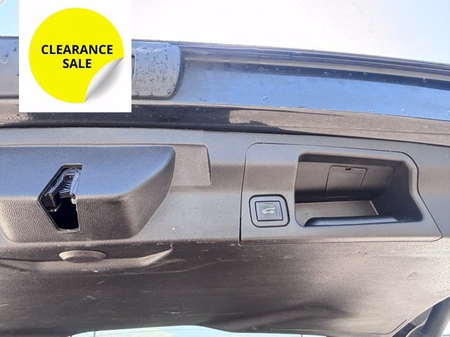 Used 2023 Black GMC Denali image 32