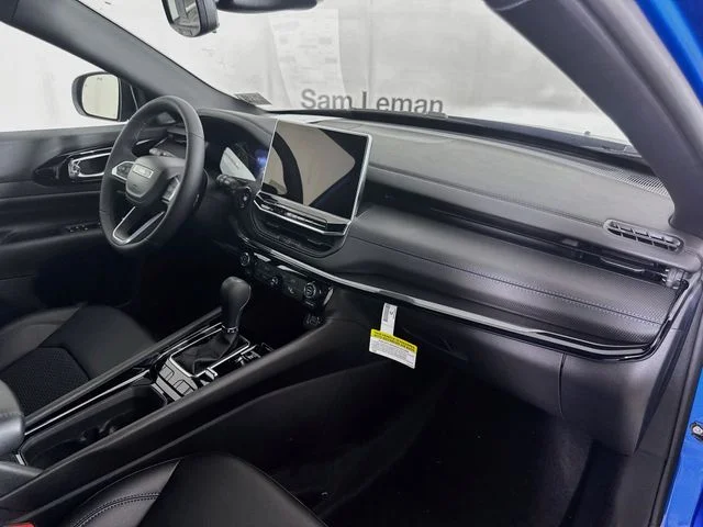 New 2026 Blue Jeep Latitude image 26