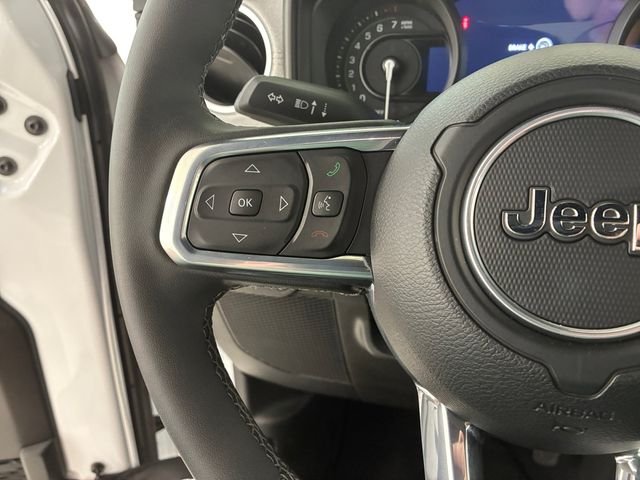 Used 2025 White Jeep Sahara 4xe image 23