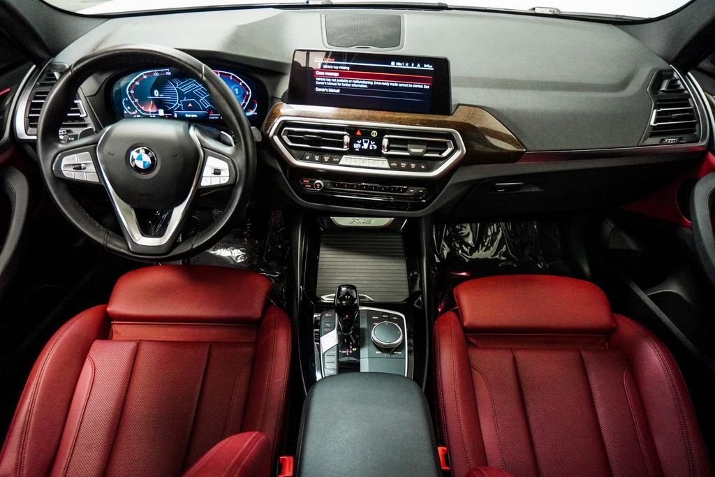Used 2023 White BMW xDrive30i image 13