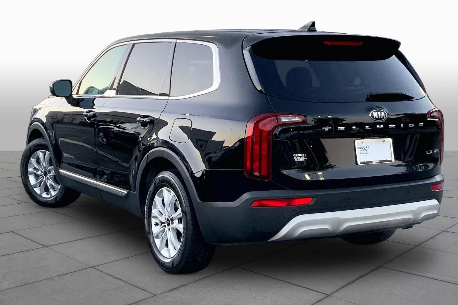Used 2020 Ebony Black Kia LX image 12