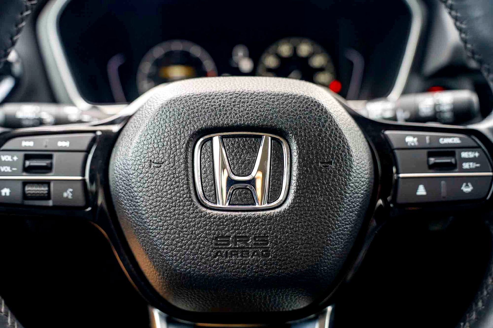 Used 2024 Radiant Red Metallic II Honda Touring image 15