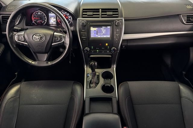 Used 2016 Super White Toyota SE image 18