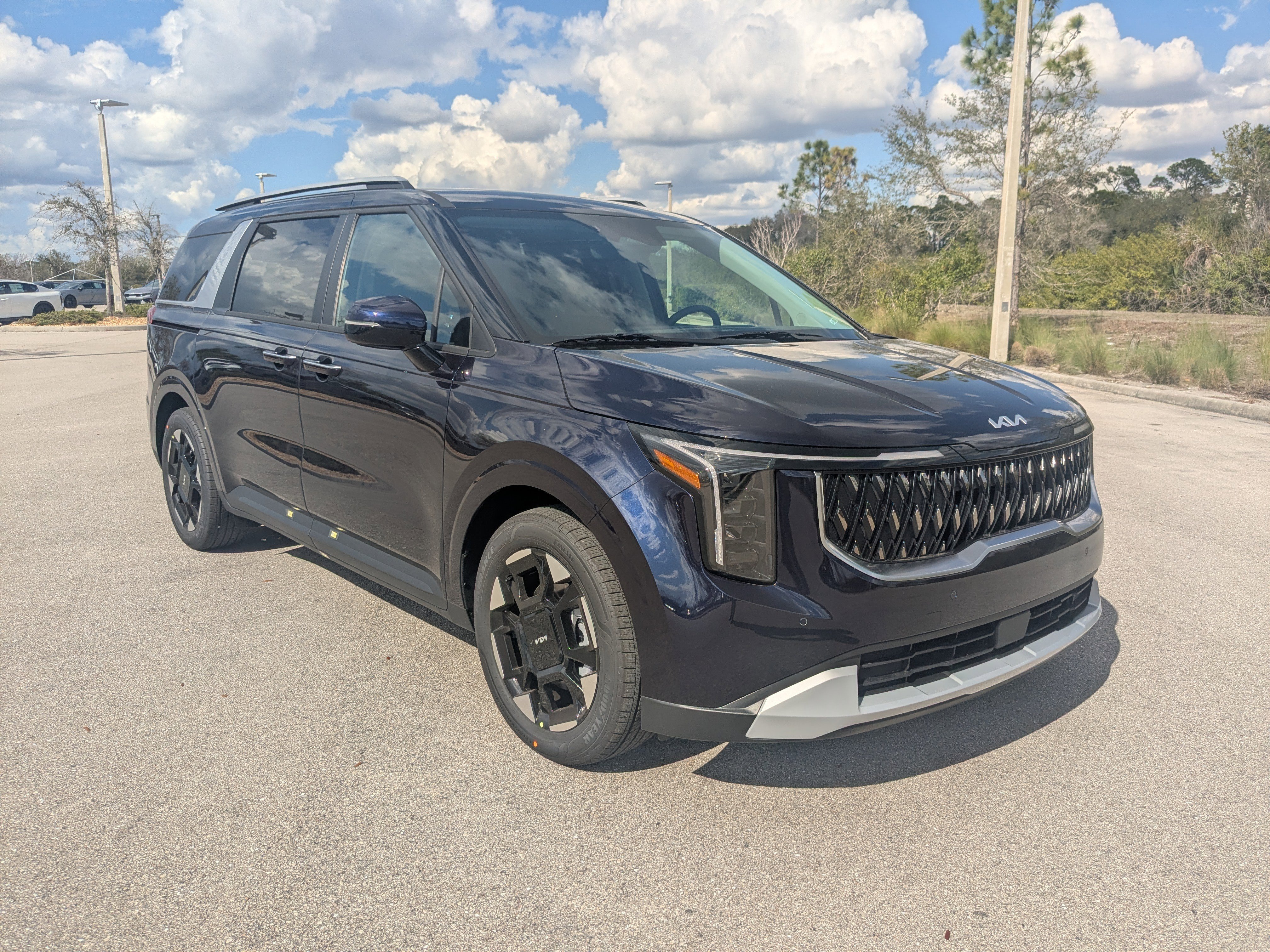 New 2026 Deep Chroma Blue Kia EX image 2