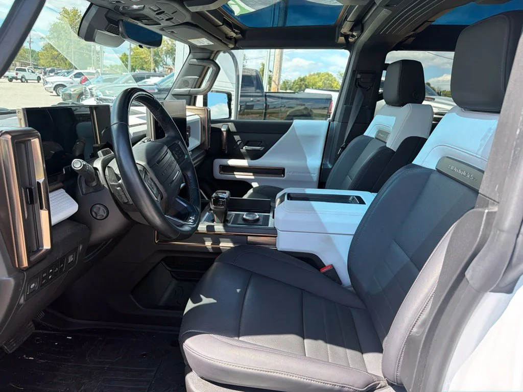Used 2025 GMC HUMMER EV 2X with VIN 1GT40BDD3SU110692 for sale in Ozark, MO
