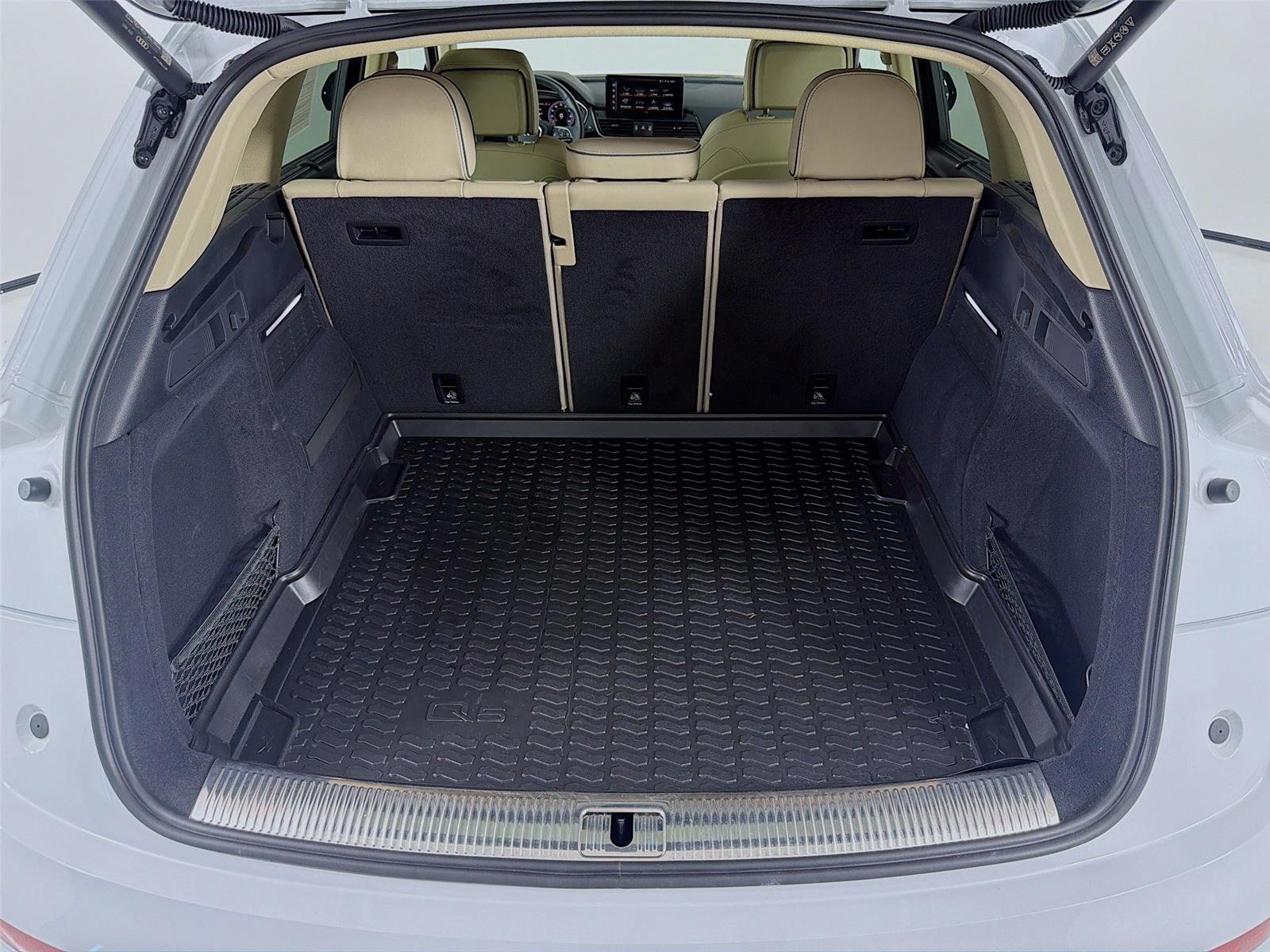 Used 2022  AUDI  image 24