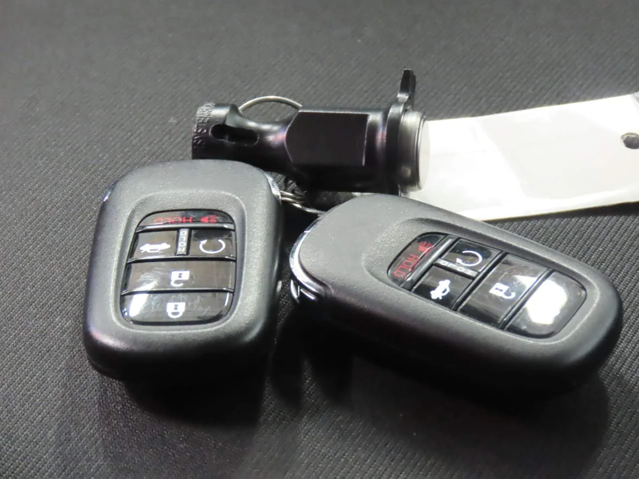 Used 2023 Lunar Silver Metallic Honda EX image 17