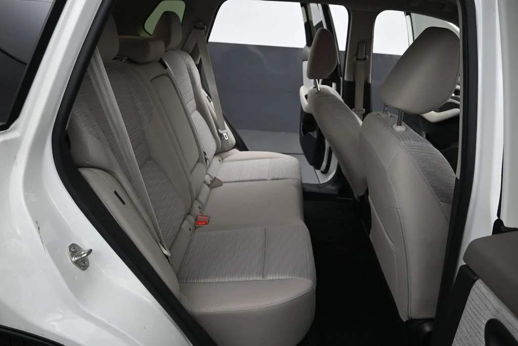 Used 2023 White Nissan SV image 33