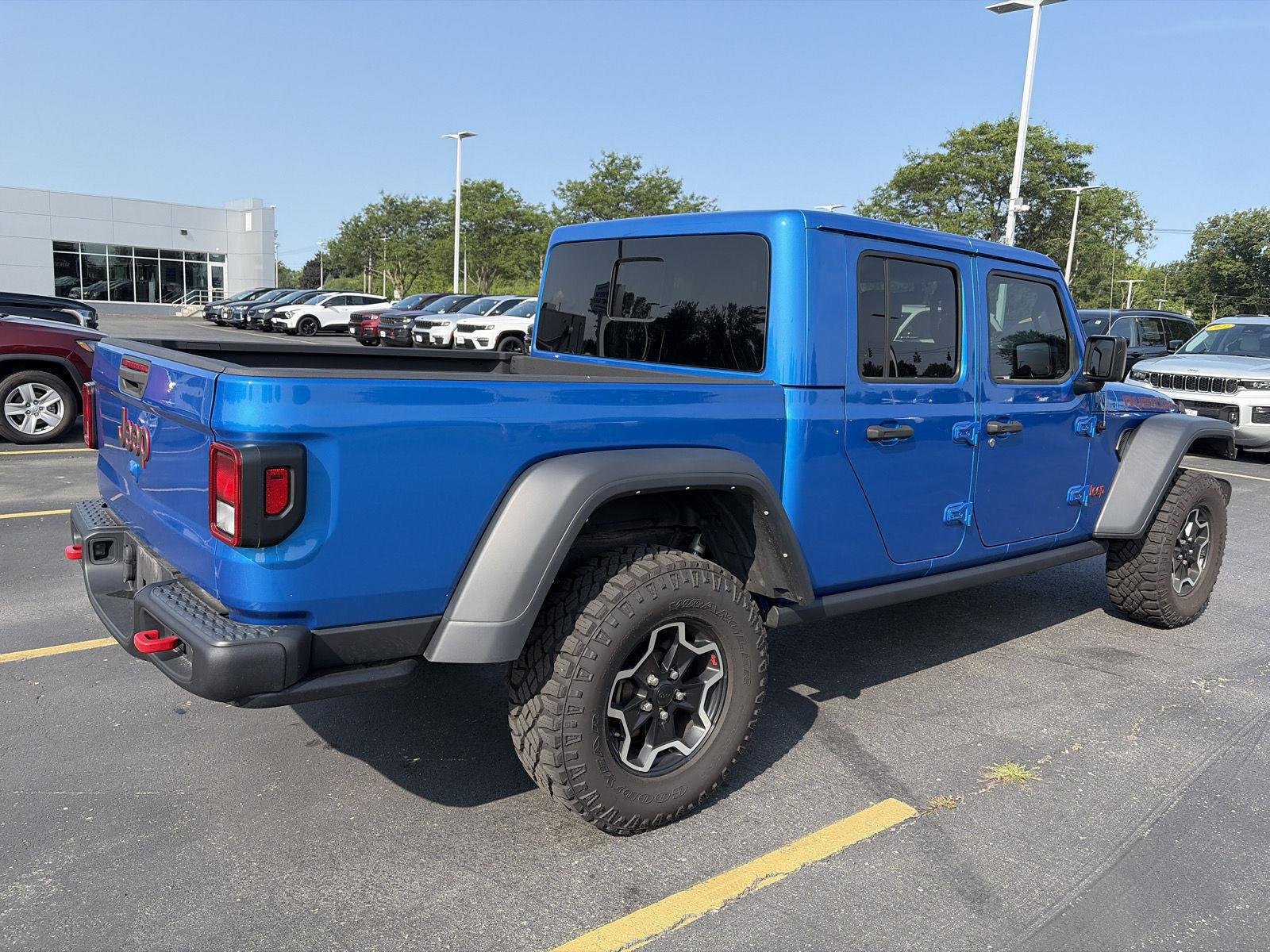 Used 2022 Hydro Blue Pearlcoat Jeep Rubicon image 7