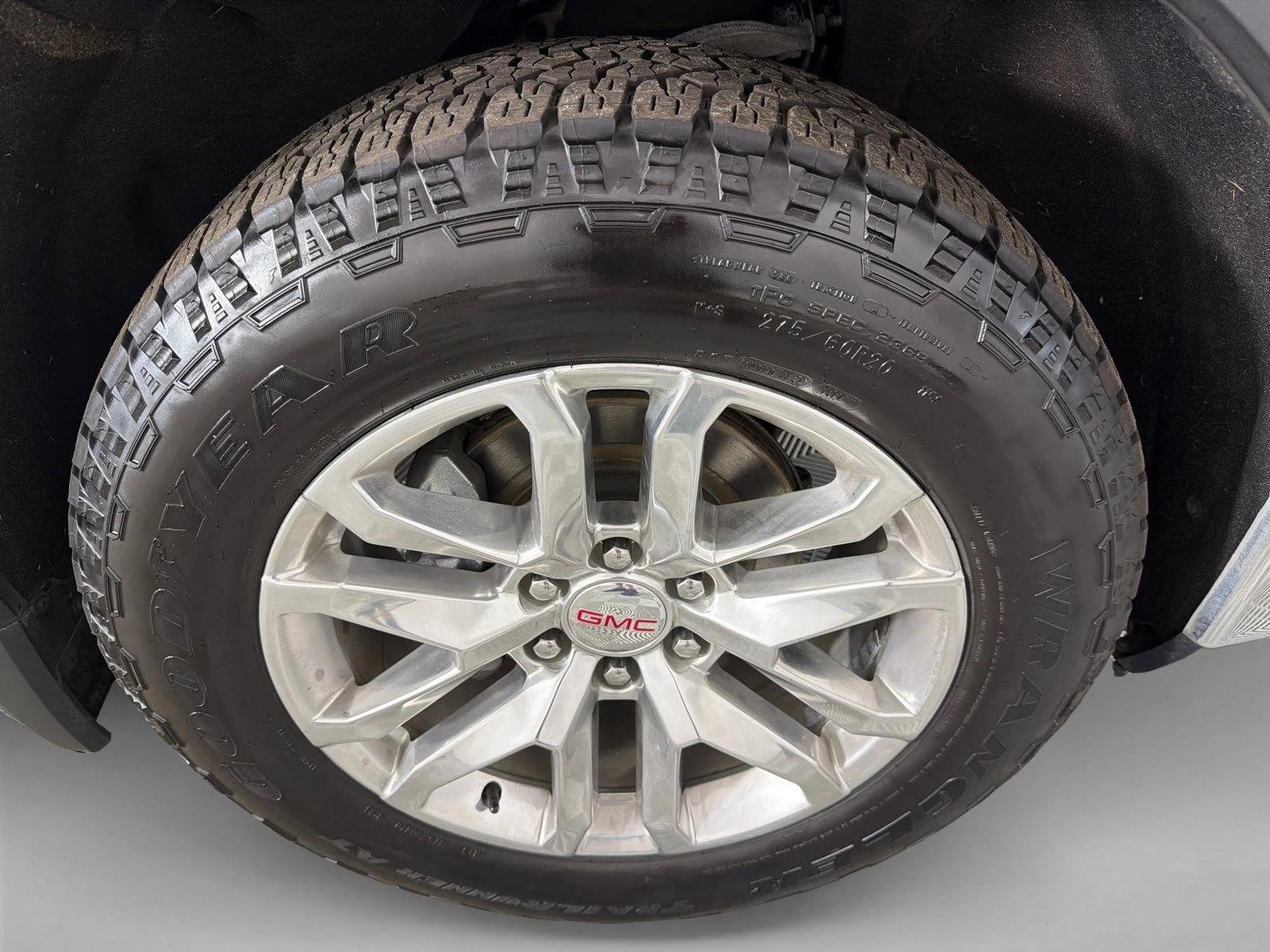 Used 2021 Dark Sky Metallic GMC SLE image 12