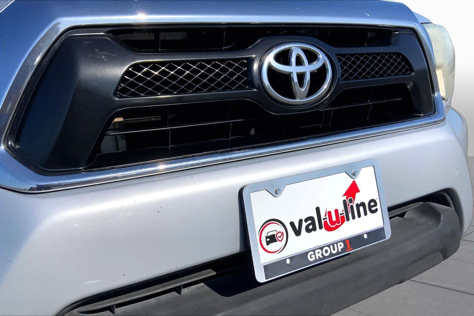Used 2013 Silver Streak Metallic Toyota PreRunner image 27