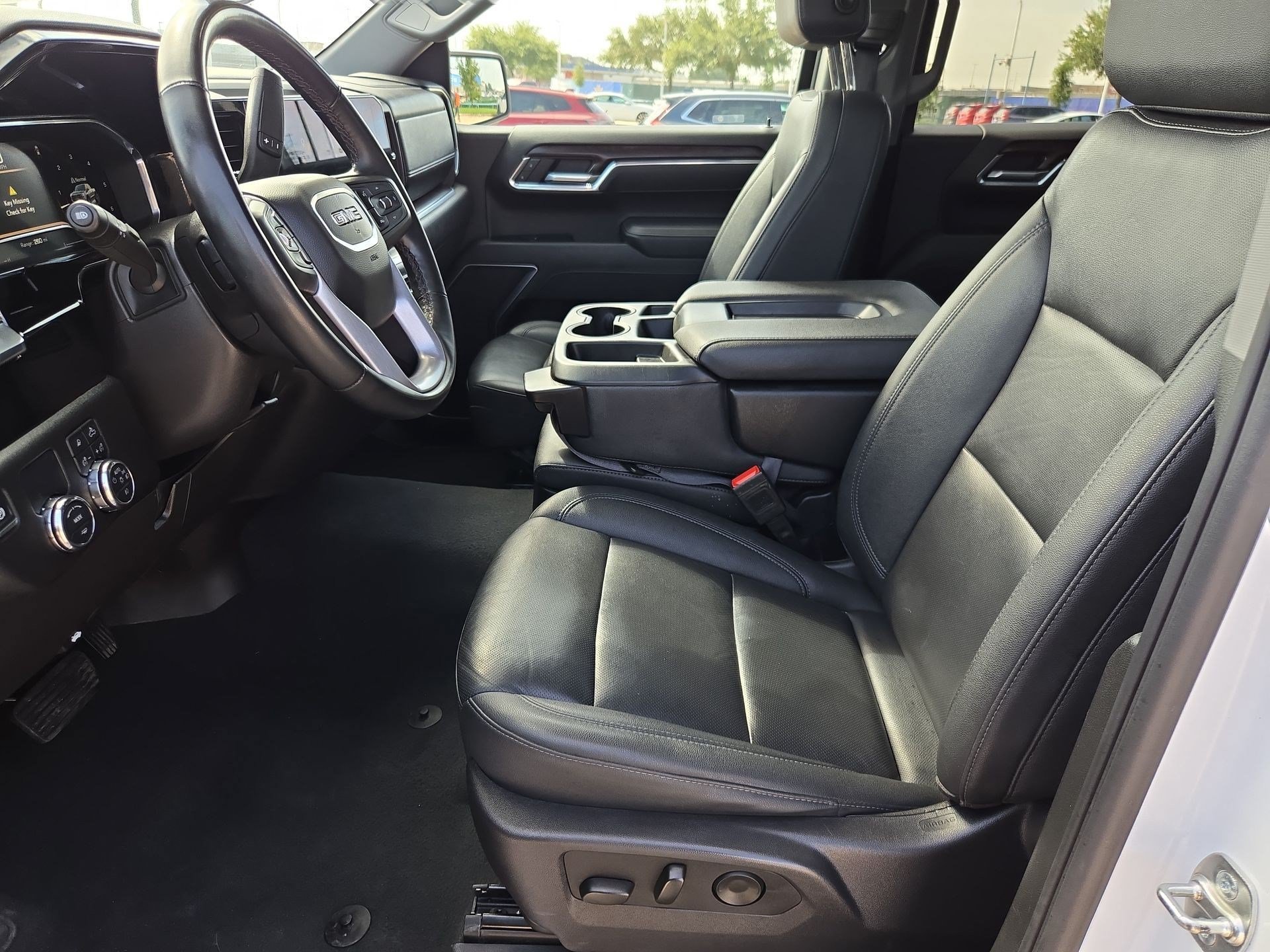 Used 2025 Summit White GMC SLT image 14