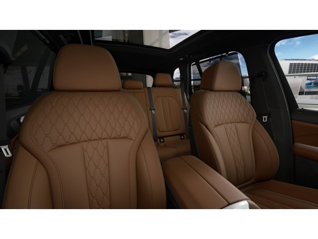 New 2026 Dravit Grey Metallic BMW xDrive50e image 11
