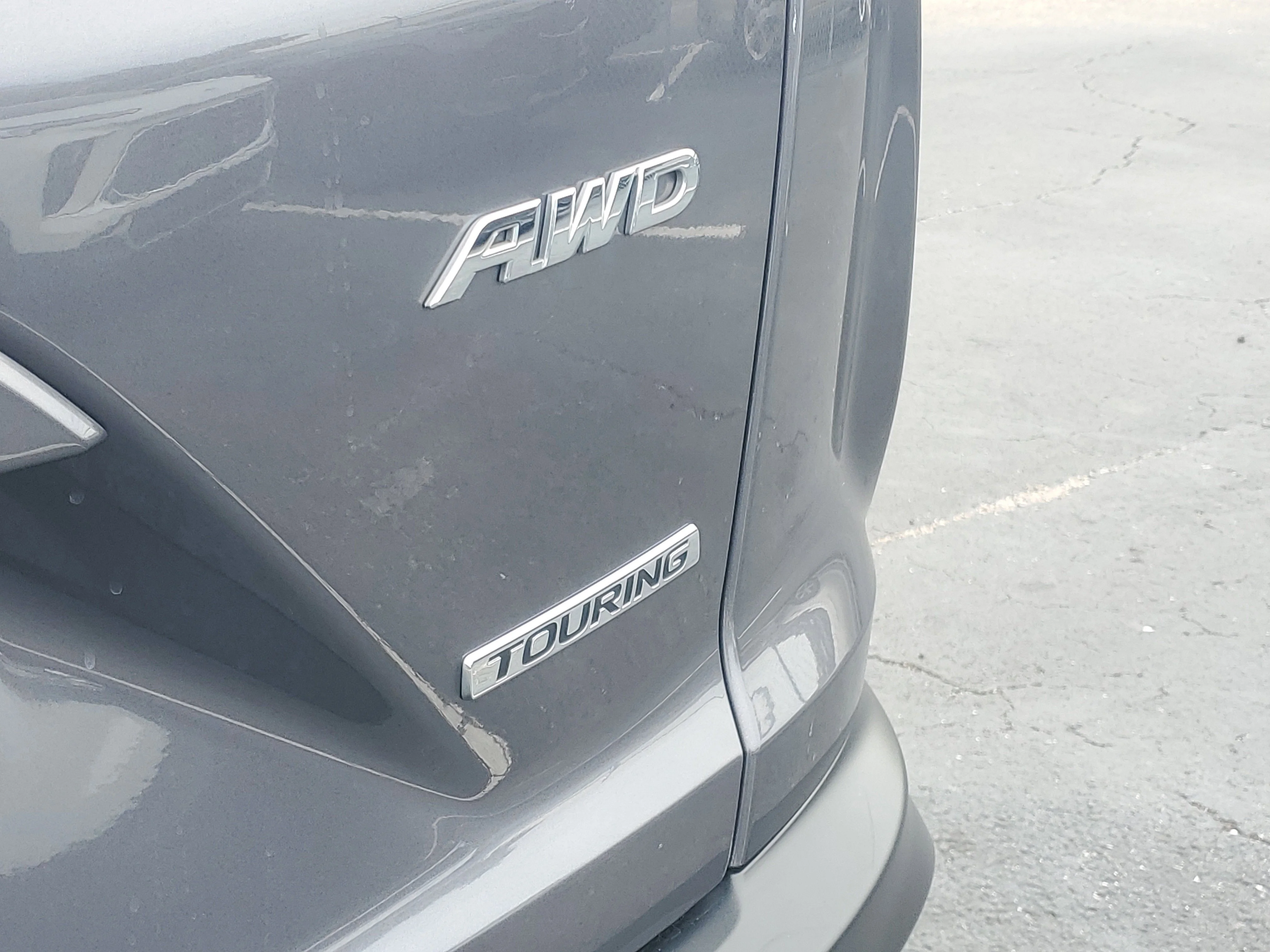 Used 2019 Gunmetal Metallic Honda Touring image 11