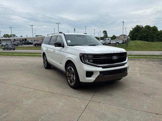 New 2027 White Ford King Ranch image 30