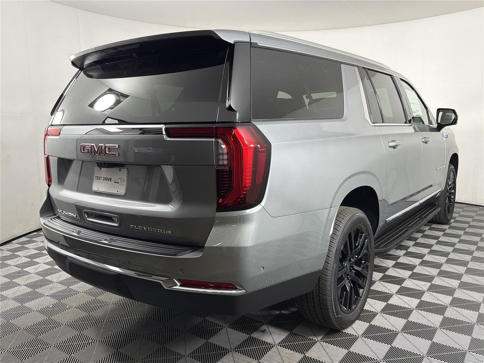 2026 GMC Yukon XL Elevation - Photo 6