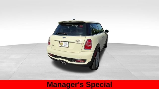 Used 2012 Pepper White MINI Base image 6