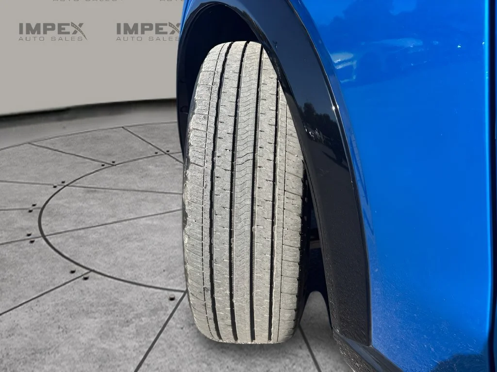 Used 2025 Blue Ford Premium image 32
