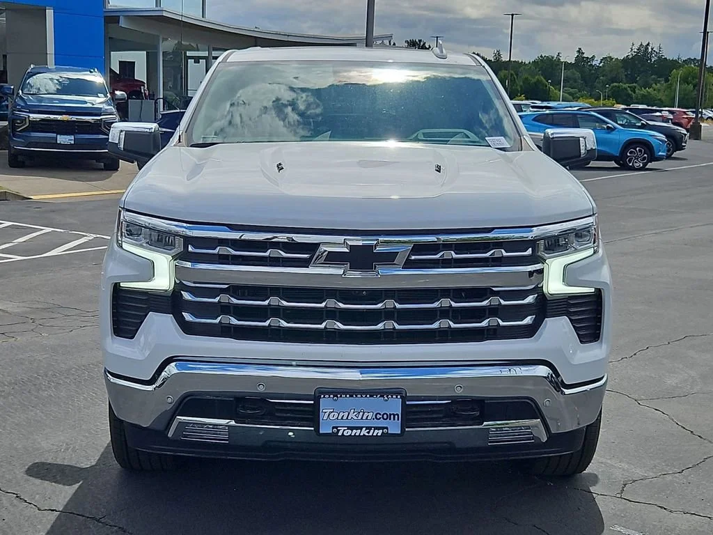 2026 Chevrolet Silverado 1500 LTZ - Photo 9