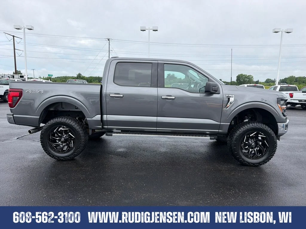 Used 2025 Gray Ford XLT image 6