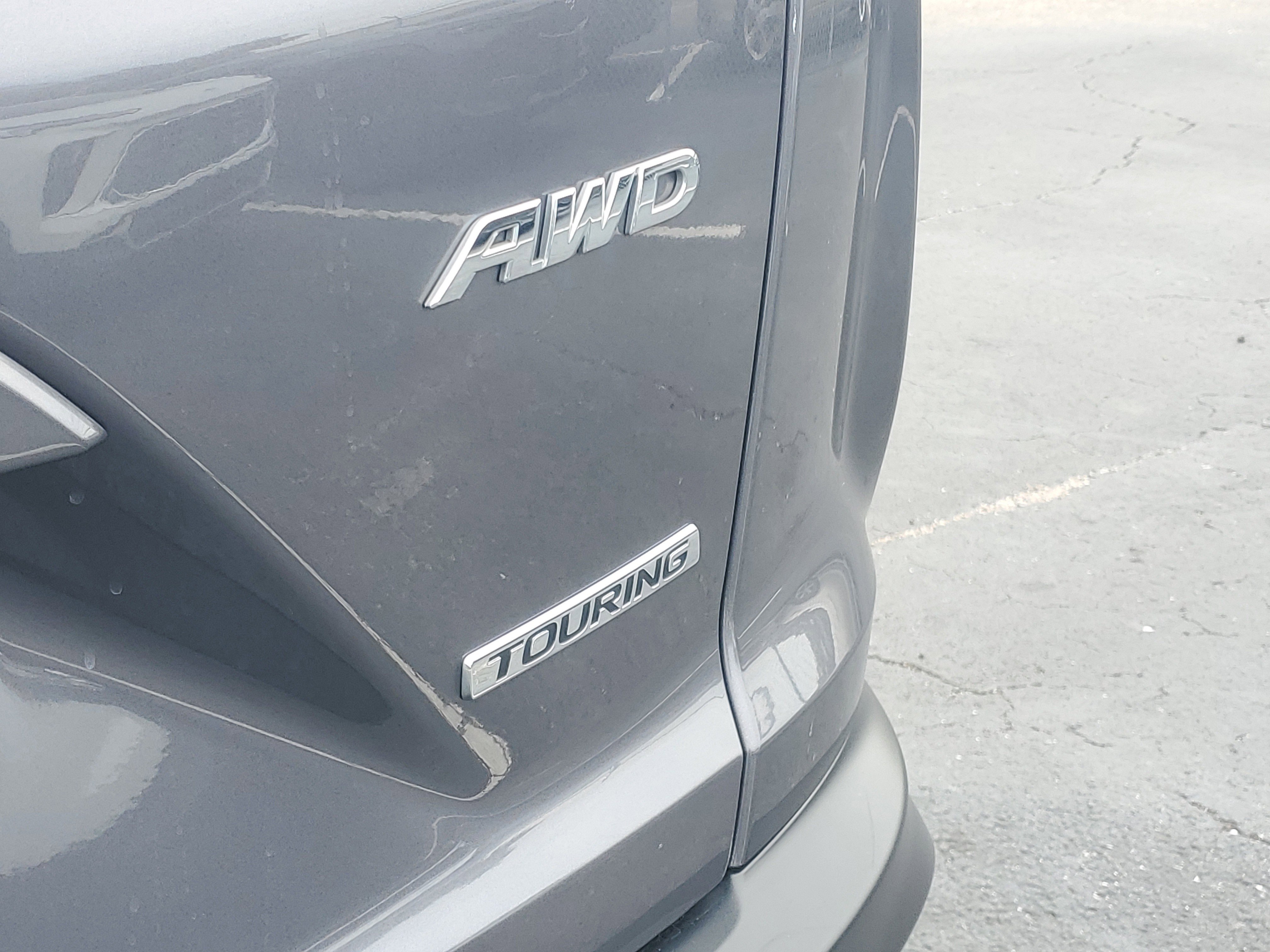 Used 2019 Gunmetal Metallic Honda Touring image 11