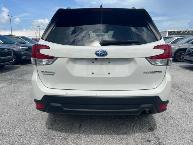 Certified Used 2024 Crystal White Pearl Subaru Premium image 3