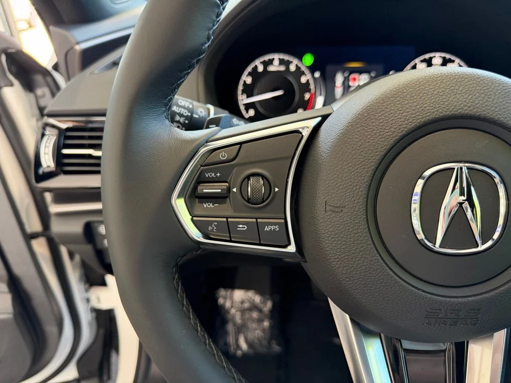 New 2026 Platinum White Pearl Acura SH-AWD image 17